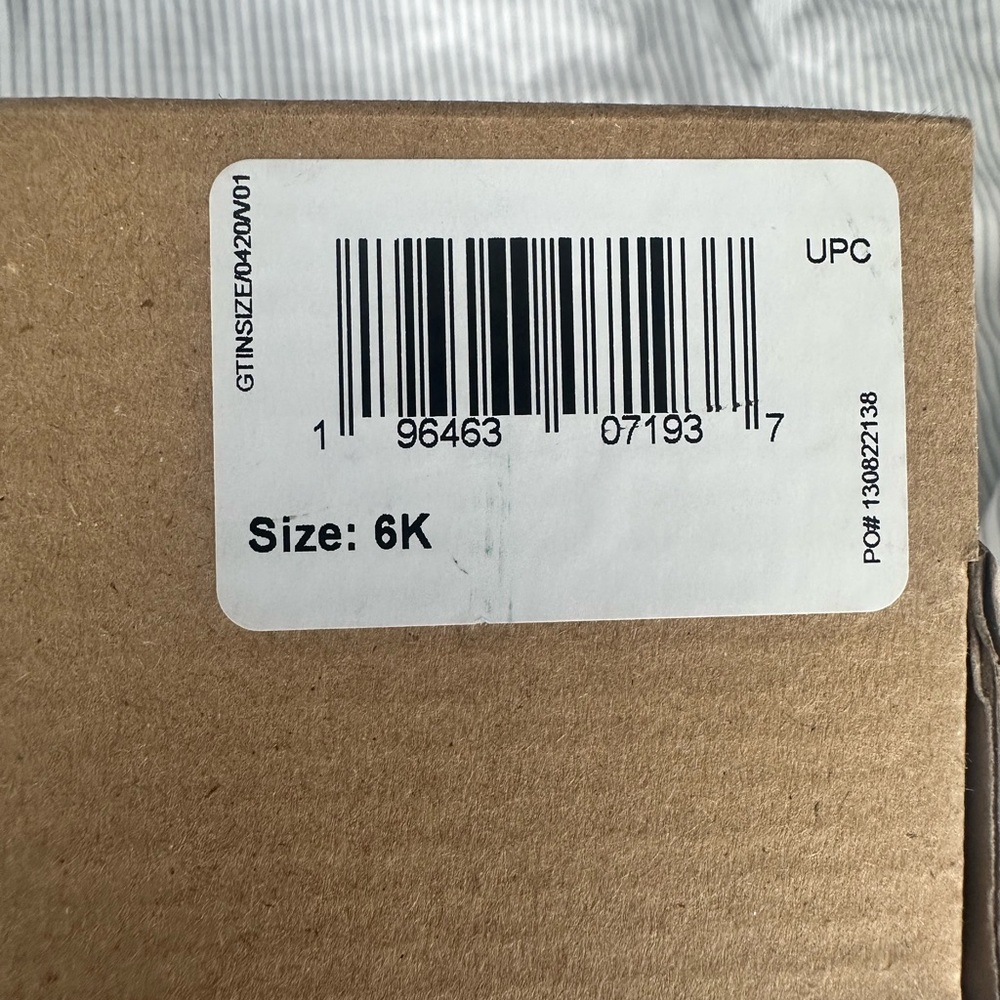 Yeezy Kids Foam Runners - Picture 5 of 5